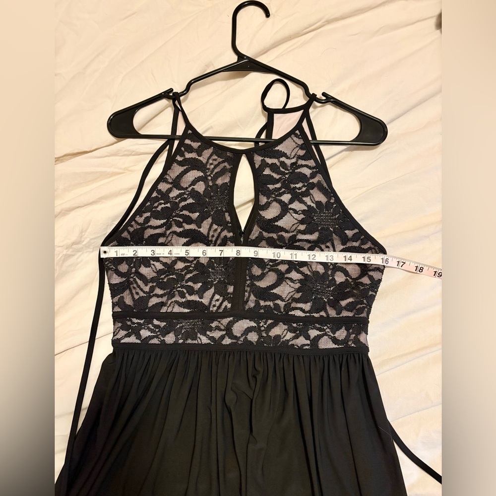Nightway lace halter top gown - Picture 5 of 6